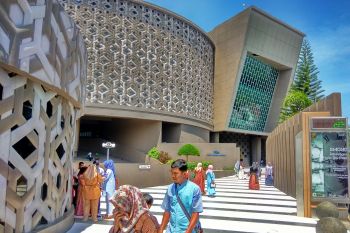 Sehari, seribuan orang ke Museum Tsunami