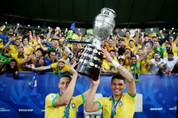 Bolsonaro klaim Brazil siap jadi tuan rumah Copa America 2021