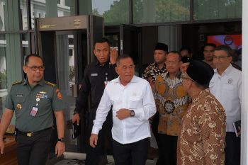 Wacana kenaikan gaji TNI, Menteri Pertahanan sebut rakyat prioritas utama