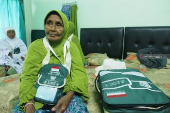 Haji tertua Embarkasi Surabaya berusia 103 tahun