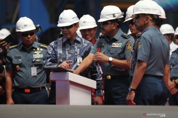 Pembuatan kapal bantu rumah sakit
