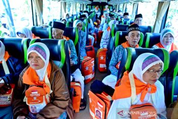 678 calhaj Boyolali berangkat ke Tanah Suci