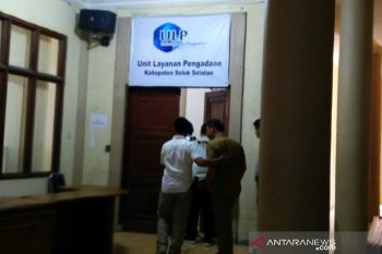 KPK juga menggeledah kantor Dinas PU Solok Selatan