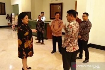 Latar belakang pengusaha SJT terus didukung ke Pilkada Tomohon