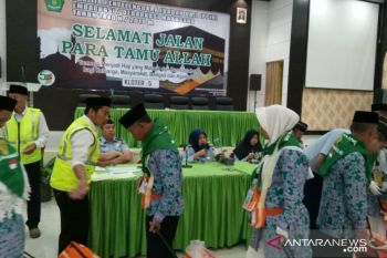 Keberangkatan tiga JCH kloter 5 asal Kabupaten Gowa ditunda