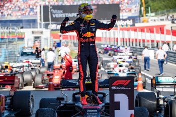 Bos tim Red Bull: Verstappen lebih baik dari Hamilton saat ini