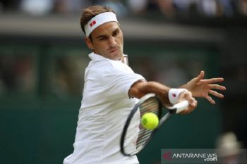 Federer incar kemenangan ke-100 di turnamen grand slam Wimbledon