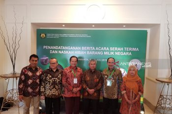 Pemerintah pusat hibahkan 175 lampu jalan kepada Kota Kupang