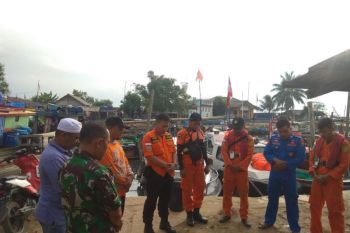 Tim SAR gabungan cari nelayan hilang di Lampung Timur
