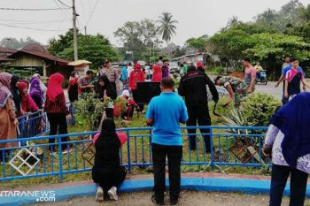 Warga Kupitan Sijunjung "Jumpa Berlian" sekali sepekan