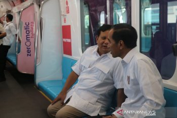 Prabowo ucapkan selamat kepada Joko Widodo