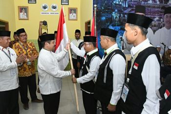 Bupati lepas keberangkatan 445 calhaj asal Kabupaten Bengkalis