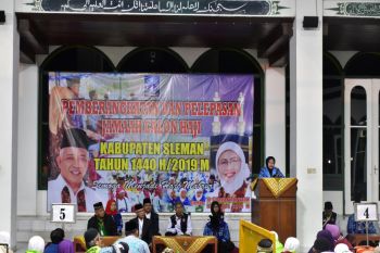Wabup Sleman melepas keberangkatan 352 calon haji