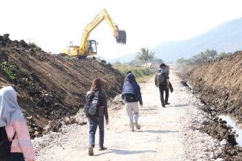 Komunitas seniman dukung reaktivasi jalur KA Stasiun Garut-Cibatu