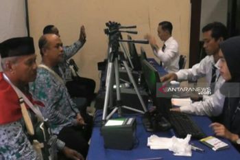 Jamaah calon haji Bangka Belitung tes biometrik