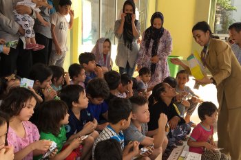 Petugas Puskesmas sosialisasi ke pengungsi pencari suaka