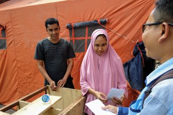 Wagub Sulsel  bantu korban kebakaran di Makassar