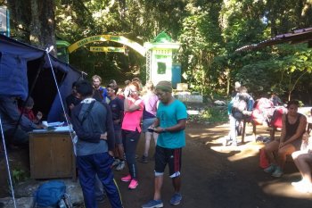 2.094 turis asing mendaki Gunung Rinjani