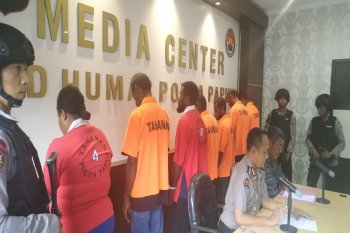 Polair Polda Papua tangkap tujuh warga PNG di perairan Jayapura