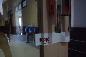 Nilwan ikut diseret KPK akibat bawa durian ke rumah dinas  Gubernur Kepulauan Riau nonaktif