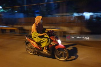 Polisi nyamar jadi "emak-emak" tangkap komplotan begal