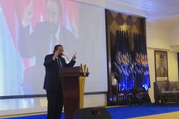 Surya Paloh ancam pecat kader NasDem yang cuma bisa jelekkan rekannya