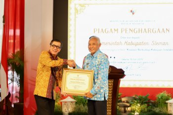 Pemkab Sleman meraih penghargaan Kawasan Berbudaya HKI dari Kemenkumham