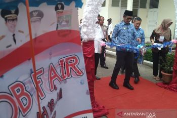 Ayo buruan, bursa kerja Sumbar tawarkan 3.298 lowongan dari 56 perusahaan