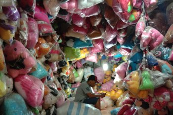 Produk mainan dalam negeri kalah saing dengan mainan impor