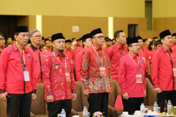 Gubernur berharap legislatif dukung pemprov majukan Sulsel