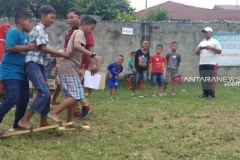 Permainan tradisional semarakkan peringatan Hari Anak Nasional di Medan