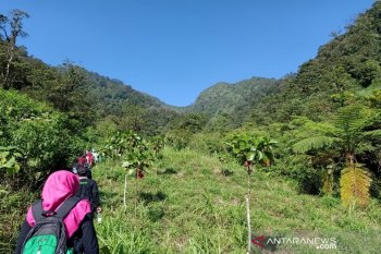 KPGB lakukan gerakan Explore 7 Summit of Batang
