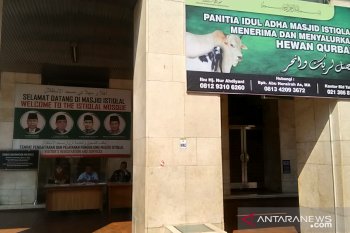 Masjid Istiqlal gunakan plastik ramah lingkungan untuk bungkus daging kurban