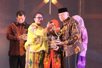 Kaltara Terima Penghargaan KLA