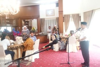 Rombongan tiga negara menginap di perkampungan adat Sijunjung