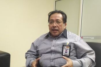 Faktor pertumbuhan penyebab  usus bayi keluar