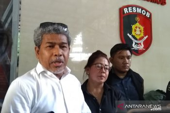Berkas kasus dugaan penganiayaan artis Kriss Hatta dinyatakan lengkap