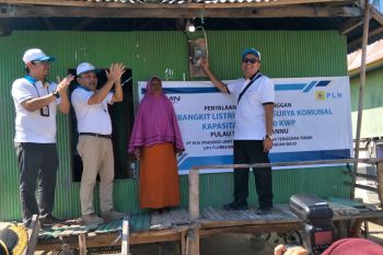 PLN puji Pelni bantu penyambungan listrik gratis di Seraya Manu