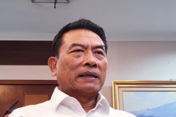 Moeldoko menjelaskan pembubaran TKN tidak bubarkan koalisi