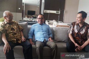 Presiden Jokowi utus Mensesneg  jenguk Buya Syafii