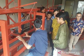 BI NTB mendorong pengrajin tenun gunakan ATBM