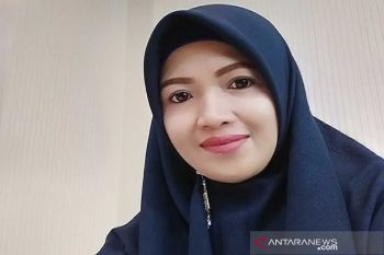 Menjadi Praktisi Humas yang kompeten &amp; bernilai budaya