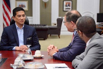 Azmin Ali dukung Mahathir hingga akhir jabatan