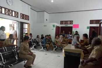 Dinkes Mimika sesalkan aksi para pegawai tutup Puskesmas Wania