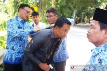 Bekerja tuntas cepat ala Hendrajoni