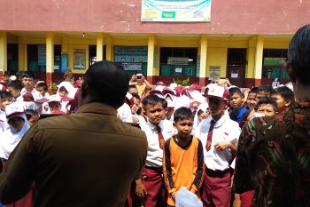Satgas pangan Kota Bandarlampung periksa jajanan ringan kantin SD