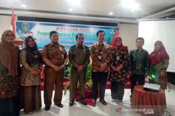 50 Pengawas dan Pendidik Sekolah Dumai Bimtek Pendidikan Keluarga