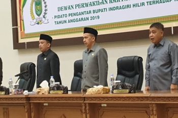 Bupati Inhil sampaikan pidato pengantar KUPA dan PPAS perubahan APBD 2019