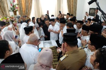 Mantan Gubernur  Sulsel: Pesan IYL jangan pernah perlihatkan kesedihan