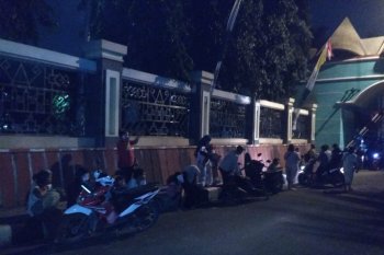 Pos SAR: Air laut pantai Lampung Selatan masih normal